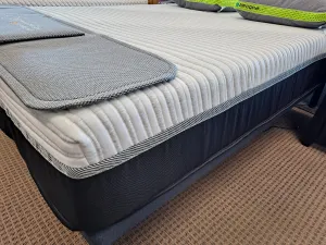 Sanford Hybrid Plush King Mattress